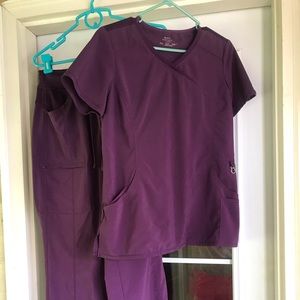 Cherokee Infinity purple scrub set!!